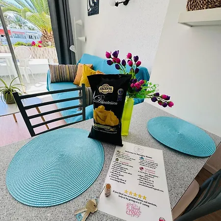 Blue Paradise Apartment